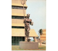 EXU - Escultura da área externa da ECT - Pituba , Salvador - Bahia 16.462